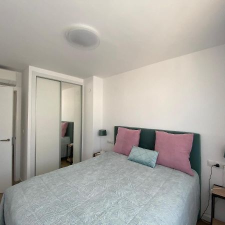 Relaxing Modern Beachfront Apartment - Amazing Sea View Calpe Eksteriør billede