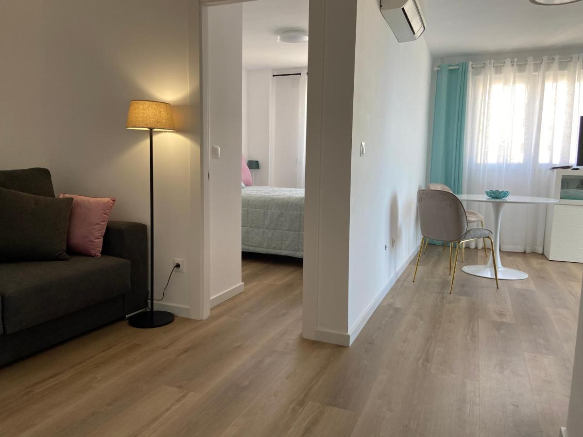 Relaxing Modern Beachfront Apartment - Amazing Sea View Calpe Eksteriør billede
